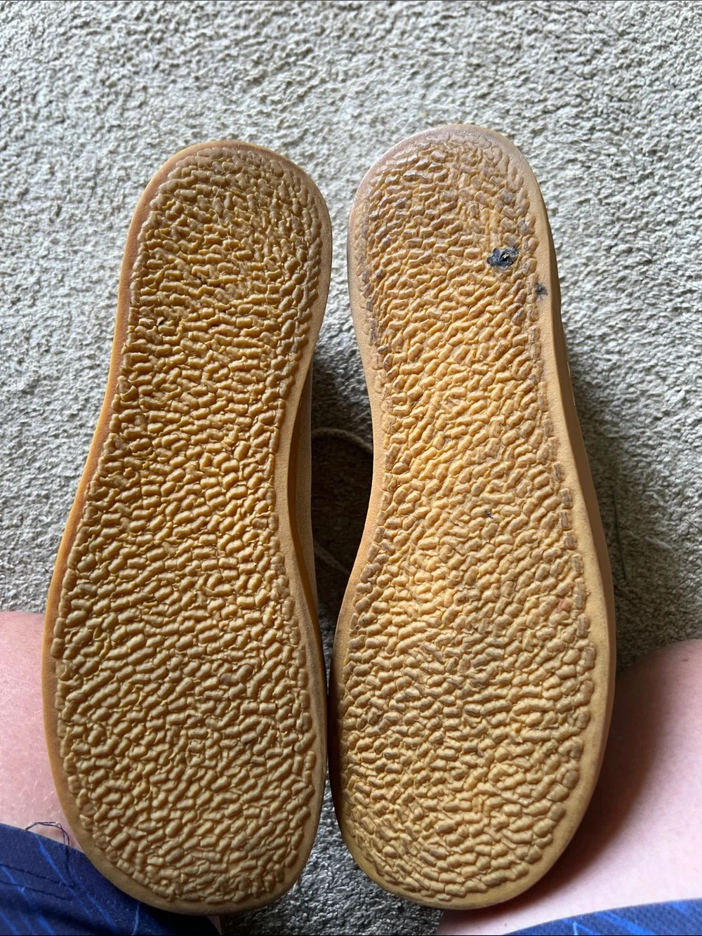 Tommy Hilfiger Men's Beige Suede Chukka Boots with Gum Sole